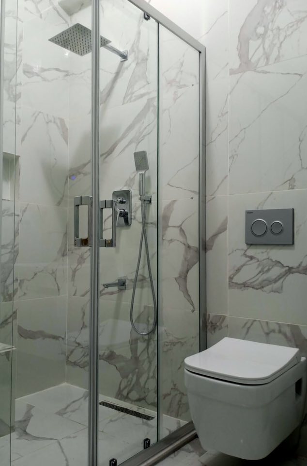 İzmir klozet tamir servisi ve duşakabin alanı